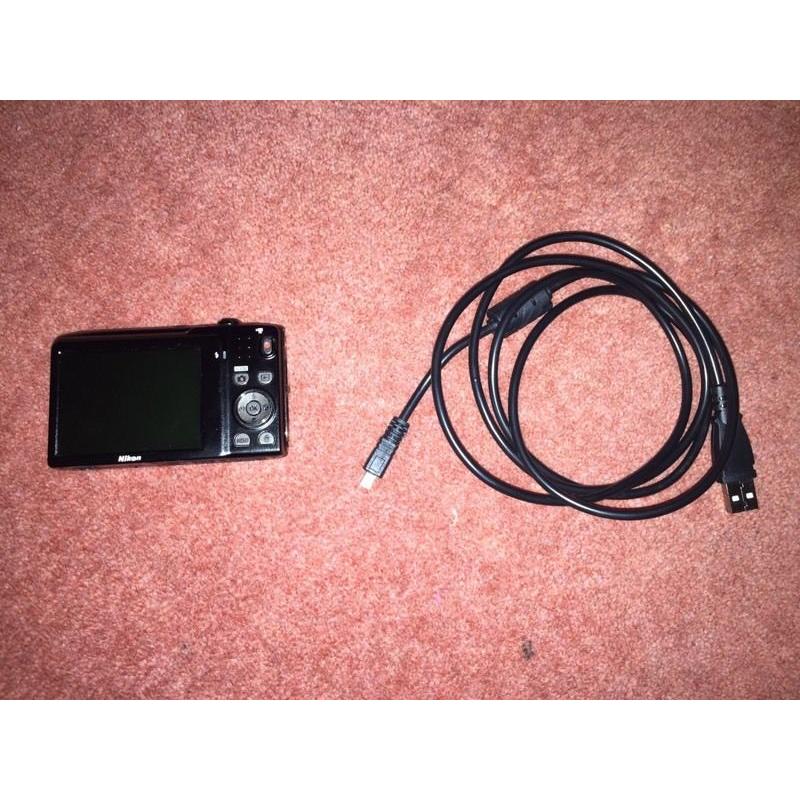 Nikon coolpix camera with usb