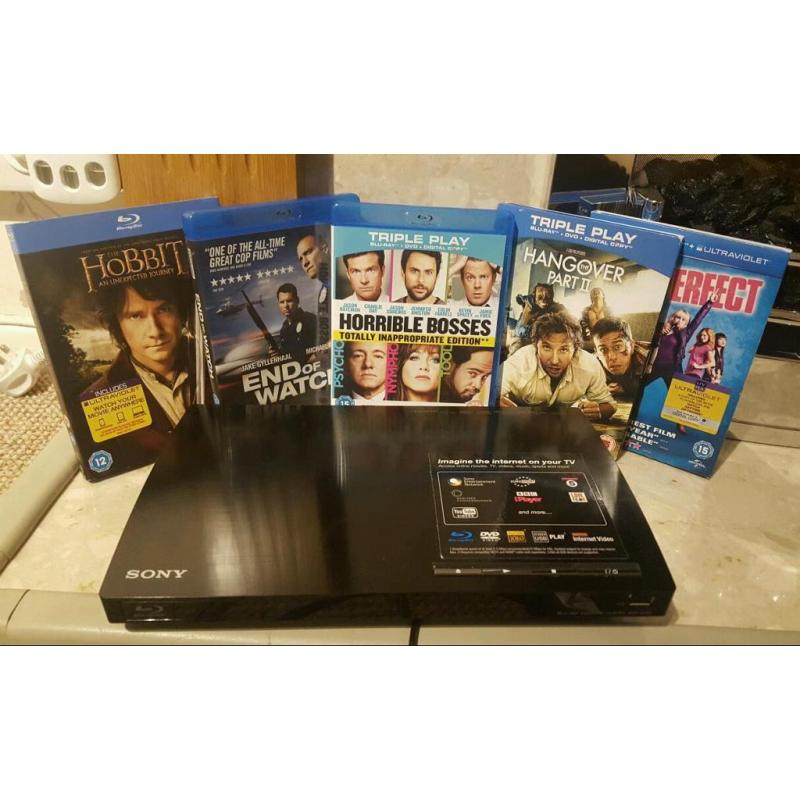 Blue Ray players + 5 blue rays
