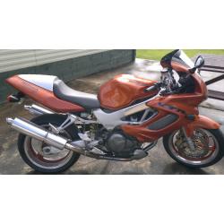 honda VTR 1000 fair condition for its year,must go,knead the room,cheep bike for some one !!!!!
