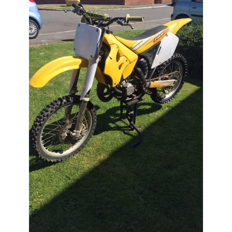 Suzuki rm 125