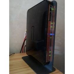 Netgear N750 ADSL2+ Gigabit Dual Band Wifi Broadband Modem Router
