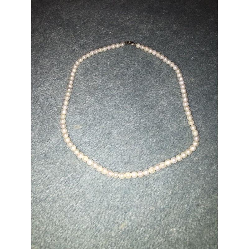 Pearl necklace