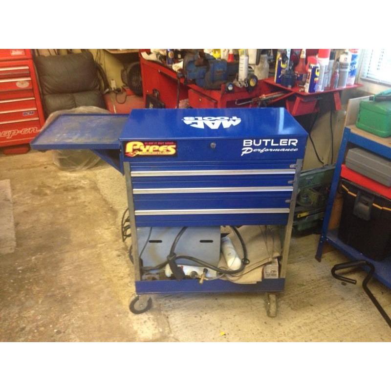 Mac tools trolley