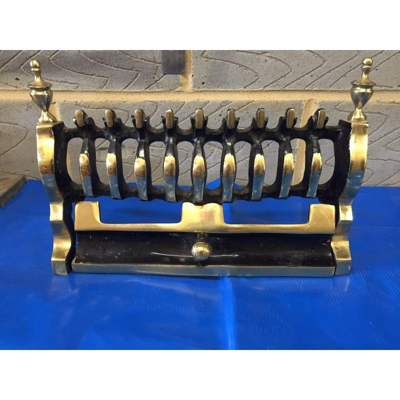 Fireplace guard front