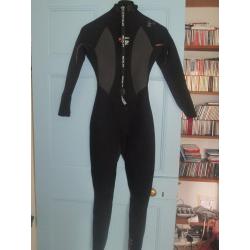 Woman's Sola Wetsuit Small/Size 8