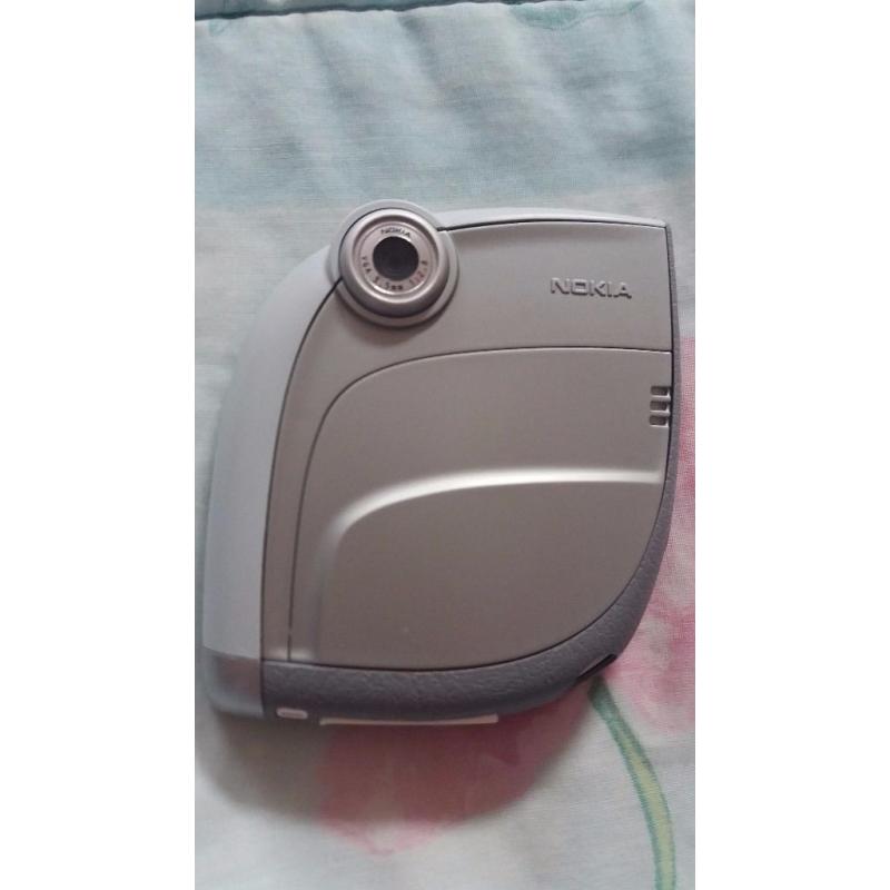 Nokia 7600 - was on 3 network, IMMACULATE , RARE.