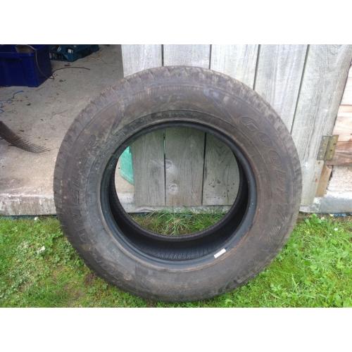 Wrangler Goodyear all weather tyre 255/65/R17