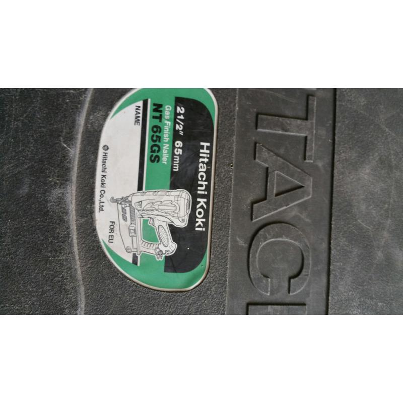 Hitachi NT65GS Gas Nail Gun Second Fix 16 Gauge (Straight Nails) - faulty