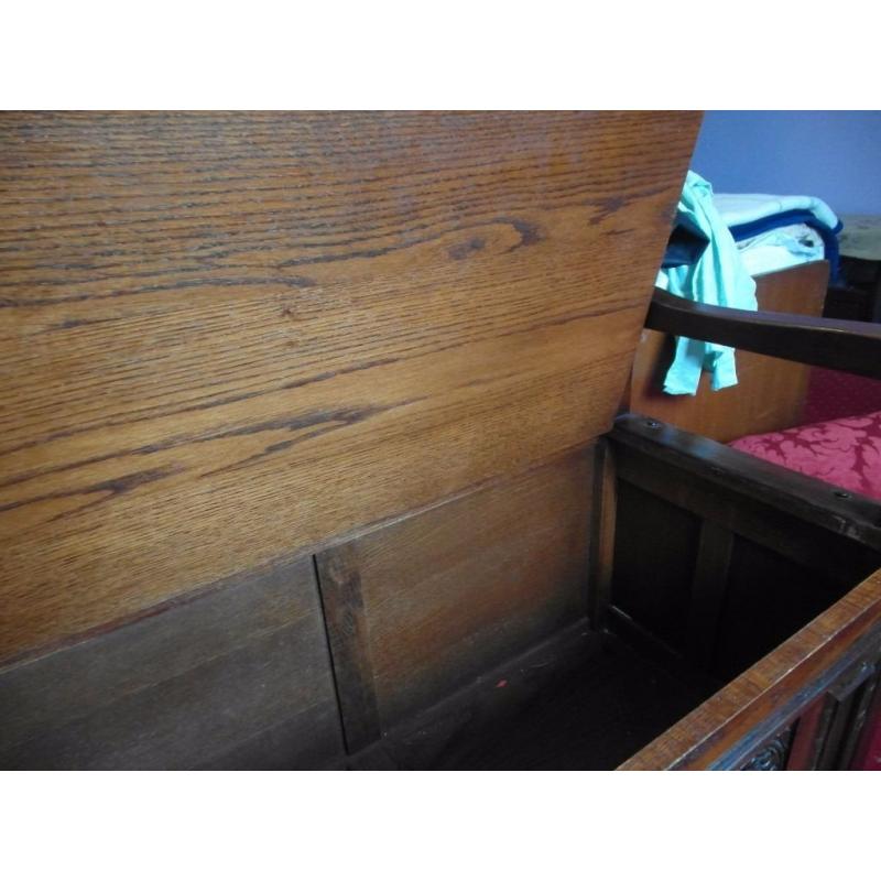 Solid Oak Old Charm Beautifully Hand Carved Old Charm Hall Seat/Monks Bench