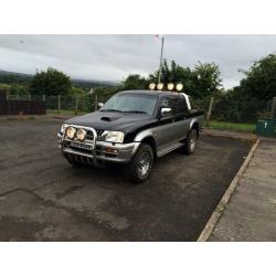 Mitsubishi l200