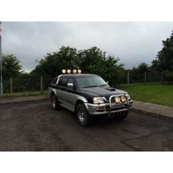 Mitsubishi l200