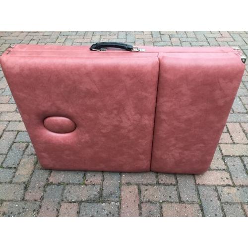 MASSAGE COUCH