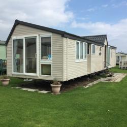 QUALITY STATIC CARAVAN FOR SALE. QUIET PARK ON NORTHUMBERLAND COASTLINE.