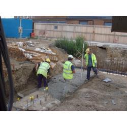 Experienced Ground Workers and Pipe Layers required immediately in Reading