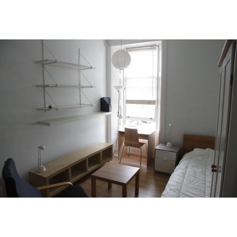 Rooms in Best Location. Friendly Large Flat Available for September.