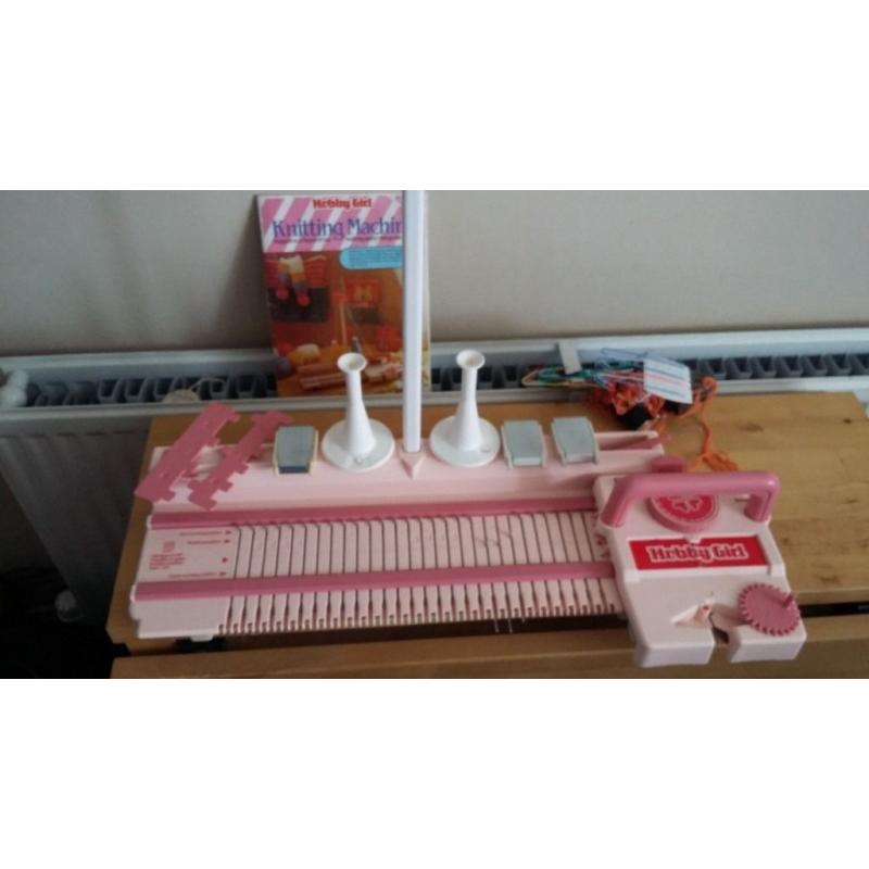Tomy knitting machine Age 8 to adult (Pink) Hobby Girl