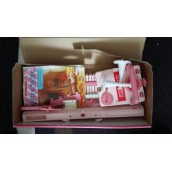 Tomy knitting machine Age 8 to adult (Pink) Hobby Girl