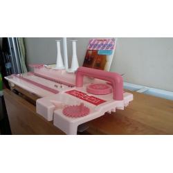 Tomy knitting machine Age 8 to adult (Pink) Hobby Girl