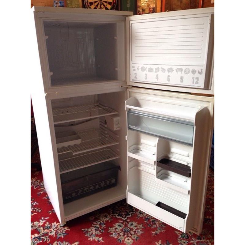 Hotpoint fridge freezer