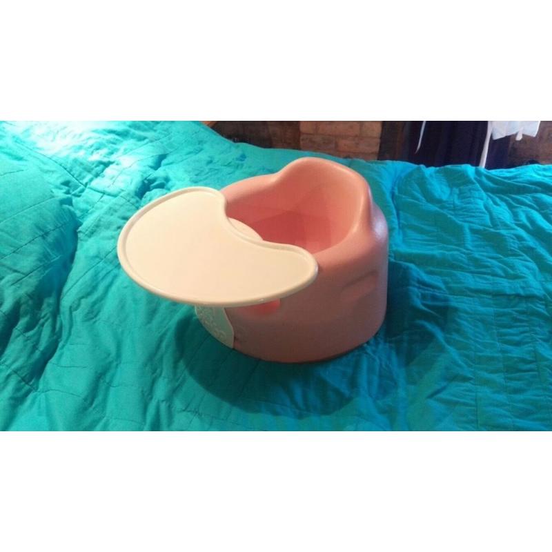 Pink bumbo chair