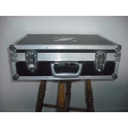 Strong metal lockable storage case, sturdy construction & lockable