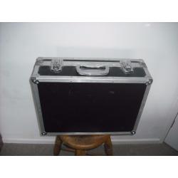 Strong metal lockable storage case, sturdy construction & lockable