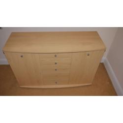 Chest of drawers unit with cupboard for bedroom or lounge use