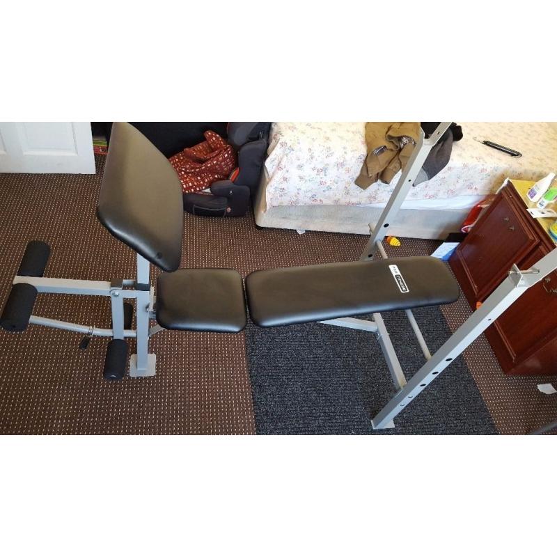 EXERCISE WEIGHT LIFTING BENCH -- NEW CONDITION