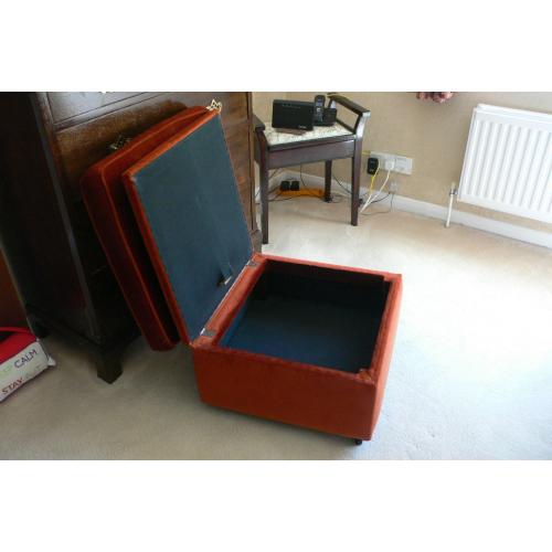 FOOTSTOOL FREE ON COLLECTION