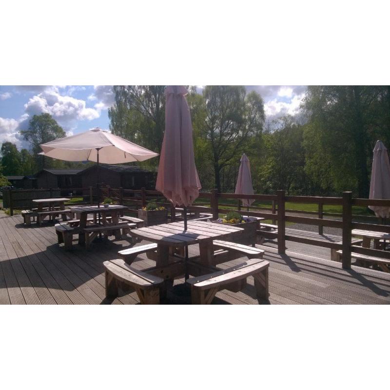 Live in Bar Staff, Chefs & KPs required at Popular Perthshrie Holiday Park