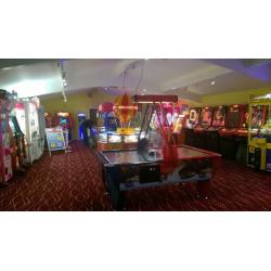 Live in Bar Staff, Chefs & KPs required at Popular Perthshrie Holiday Park