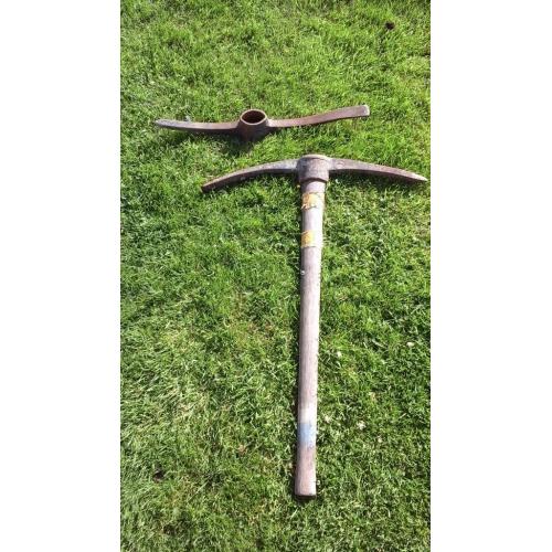 Pick and pick shaft with spare head