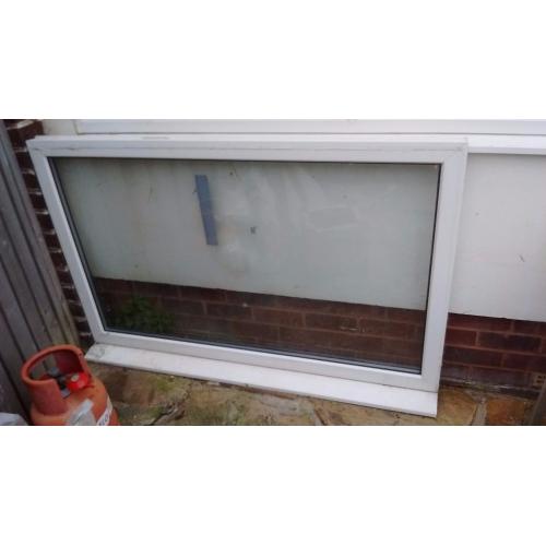 UPVC Double Glazed Window 1565(w) x 1015(h), fixed 28mm DG unit