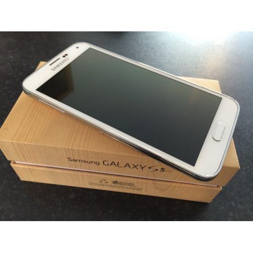 Looking For a Decent Samsung Phone