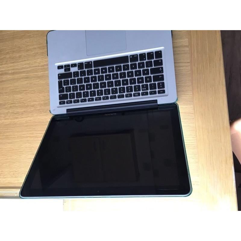 MacBook Pro 13""