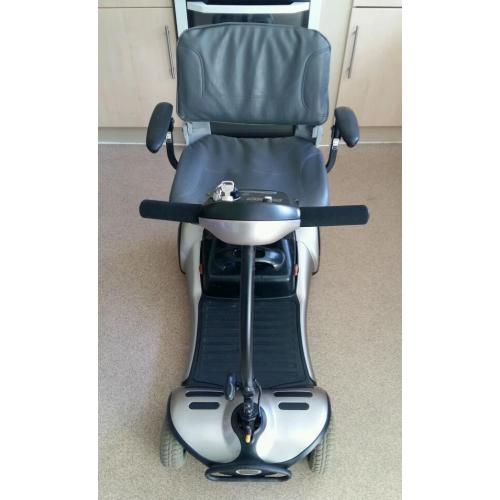 Shoprider cameo 4mph mobility scooter new batterie + motor