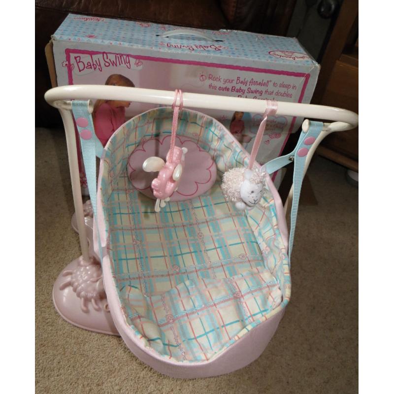 Annabelle dolls, Car seat, chair/bouncer