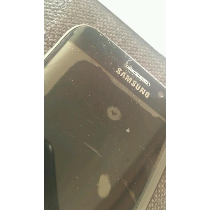 Samsung S6 (smashed screen)