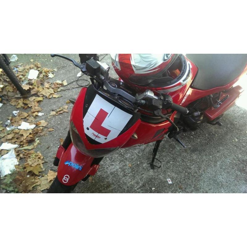 DNA125cc red