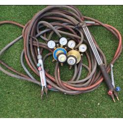 Gas welding gear