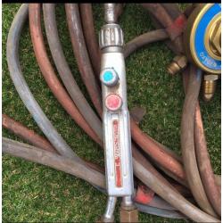 Gas welding gear