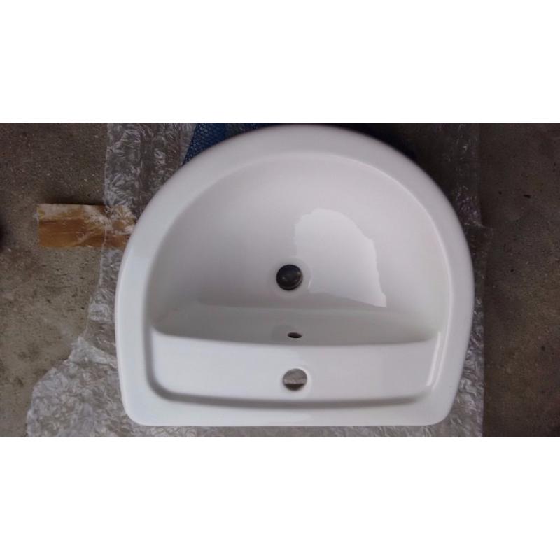 Twyford Semi-Recessed counter top basin 500mm