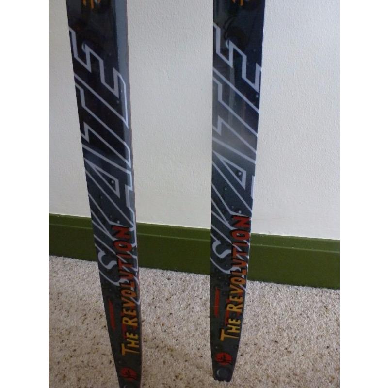Fischer Skating Skis - Skating skis & poles new - two sets