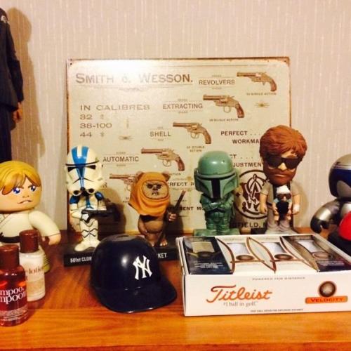 Bobble heads as seen in picture