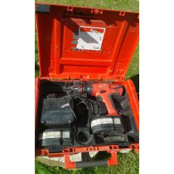 MILWAUKEE 18 volt cordless drill