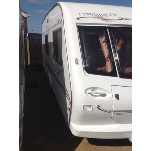 Elddis gtx typhoon 2001 3 berth