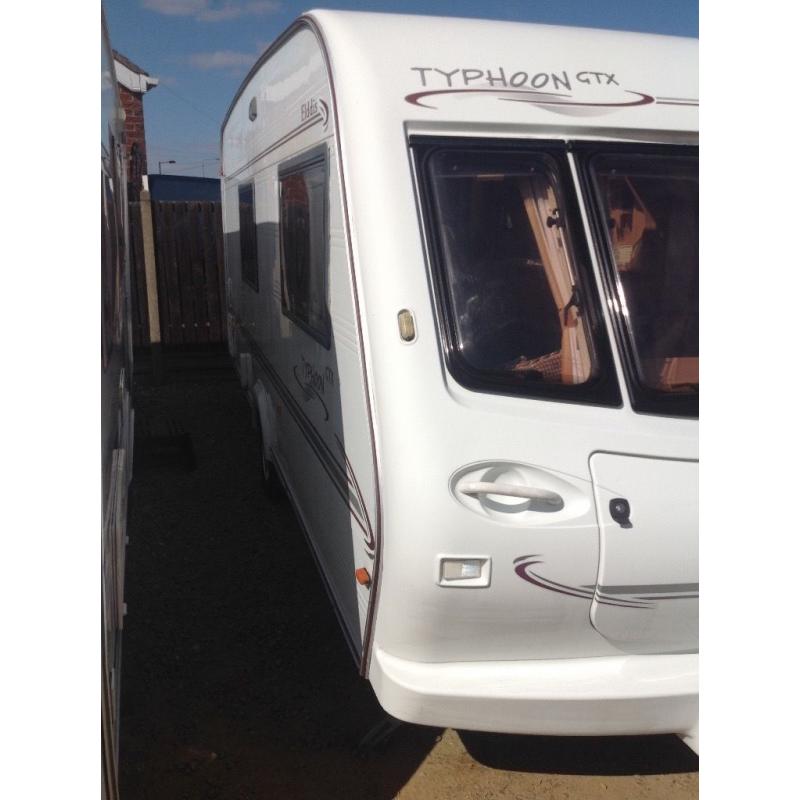Elddis gtx typhoon 2001 3 berth