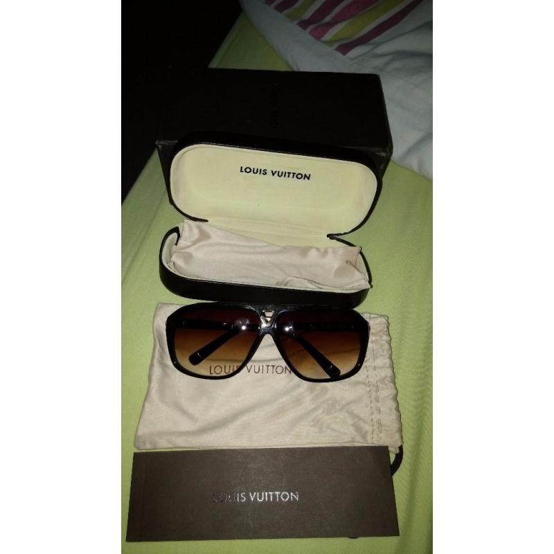 Louis Vuitton Evidence Sunglasses (Z0842W)