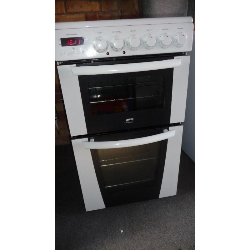 FREE STANDING ELECTRIC COOKER