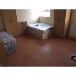 DOUBLE/TWIN/TRIPLE ROOMS IN ALDGATE / BETHNAL GREEN